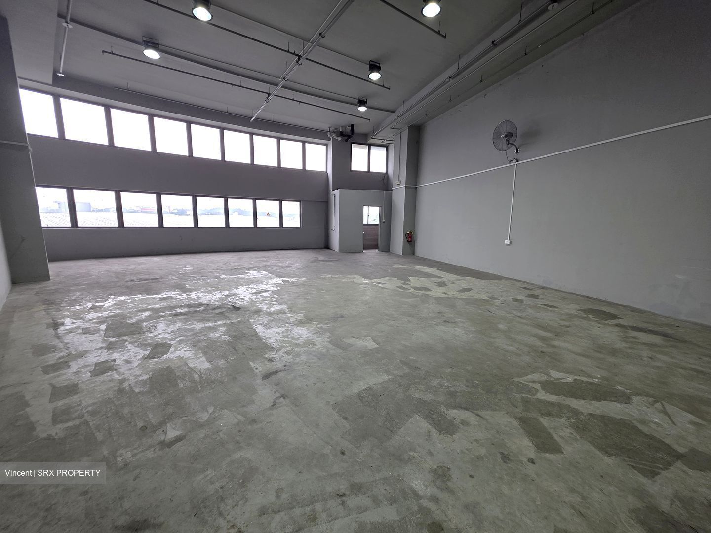 Carros Centre (D25), Factory #576733861